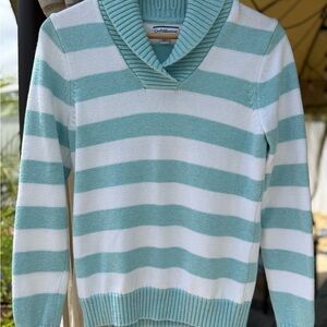 Croft & Barrow Teal and White V-Neck Sweater #cottagecore #preppy #prepschool